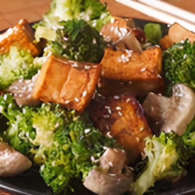 Tofu, Broccoli & Mushrooms.