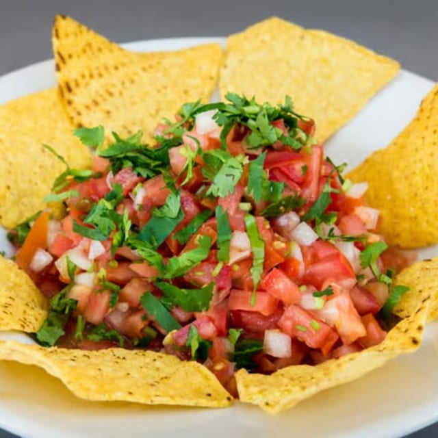 Chips & Salsa.